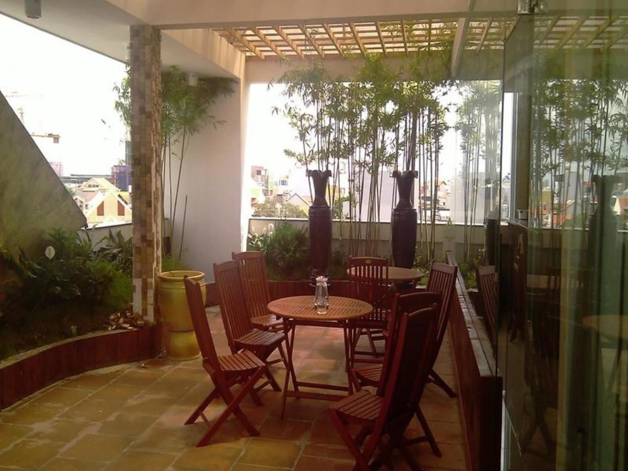 Sunflowers Hotel Airport Hô Chi Minh-Ville Extérieur photo